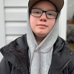 Meet your Posher, Joshua